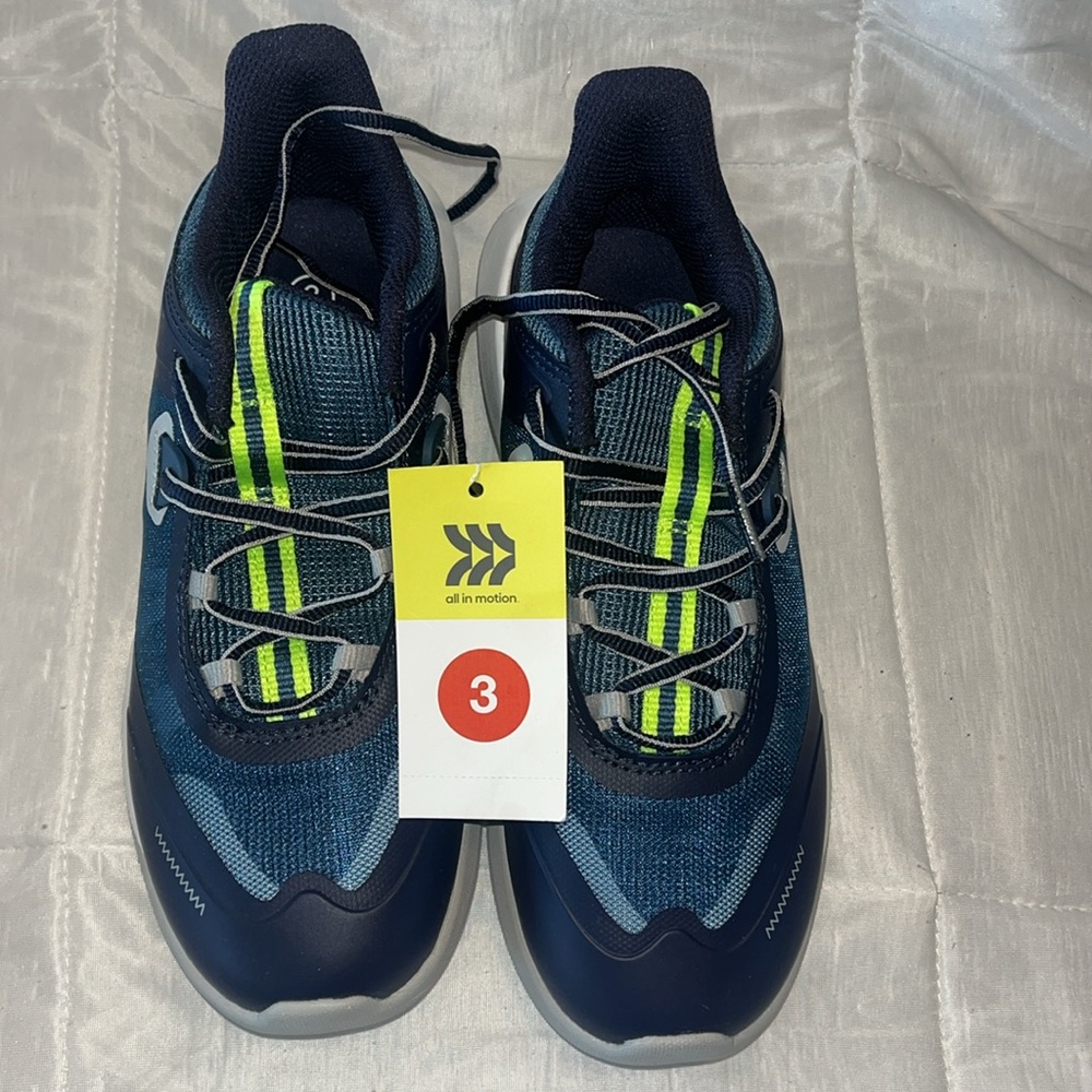 All In Motion Avery Boys Sneakers Size 3 Navy Athletic Shoes NWT